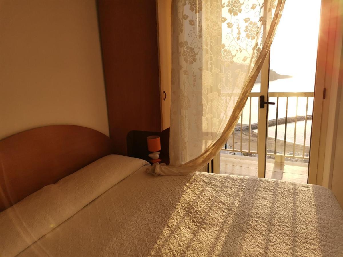 Pensione La Torretta Peschici Exteriör bild